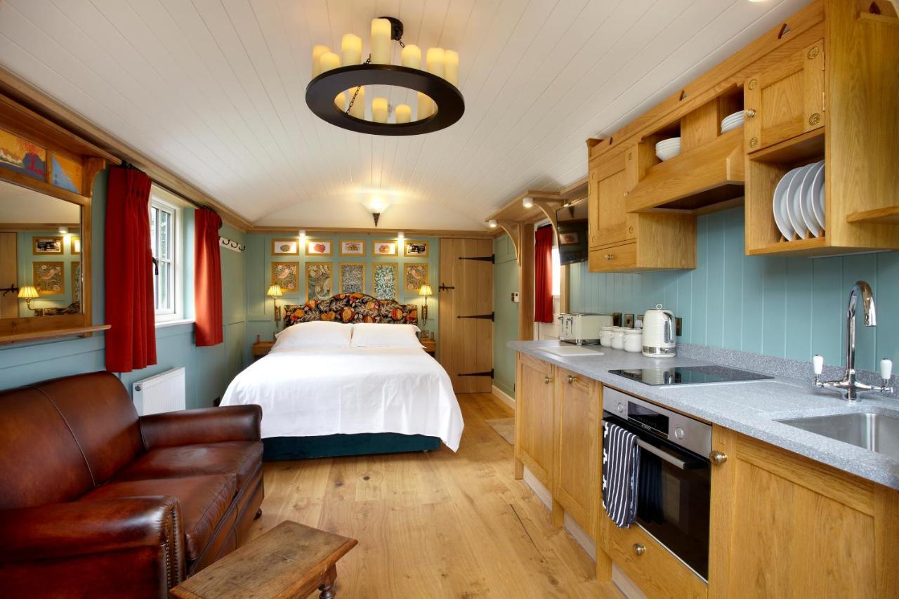 Hornington Manor Luxury Shepherd Huts *