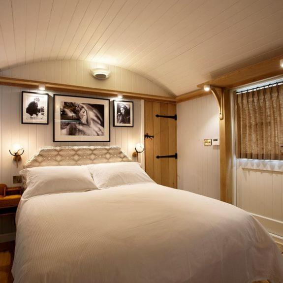 Hornington Manor Luxury Shepherd Huts * York