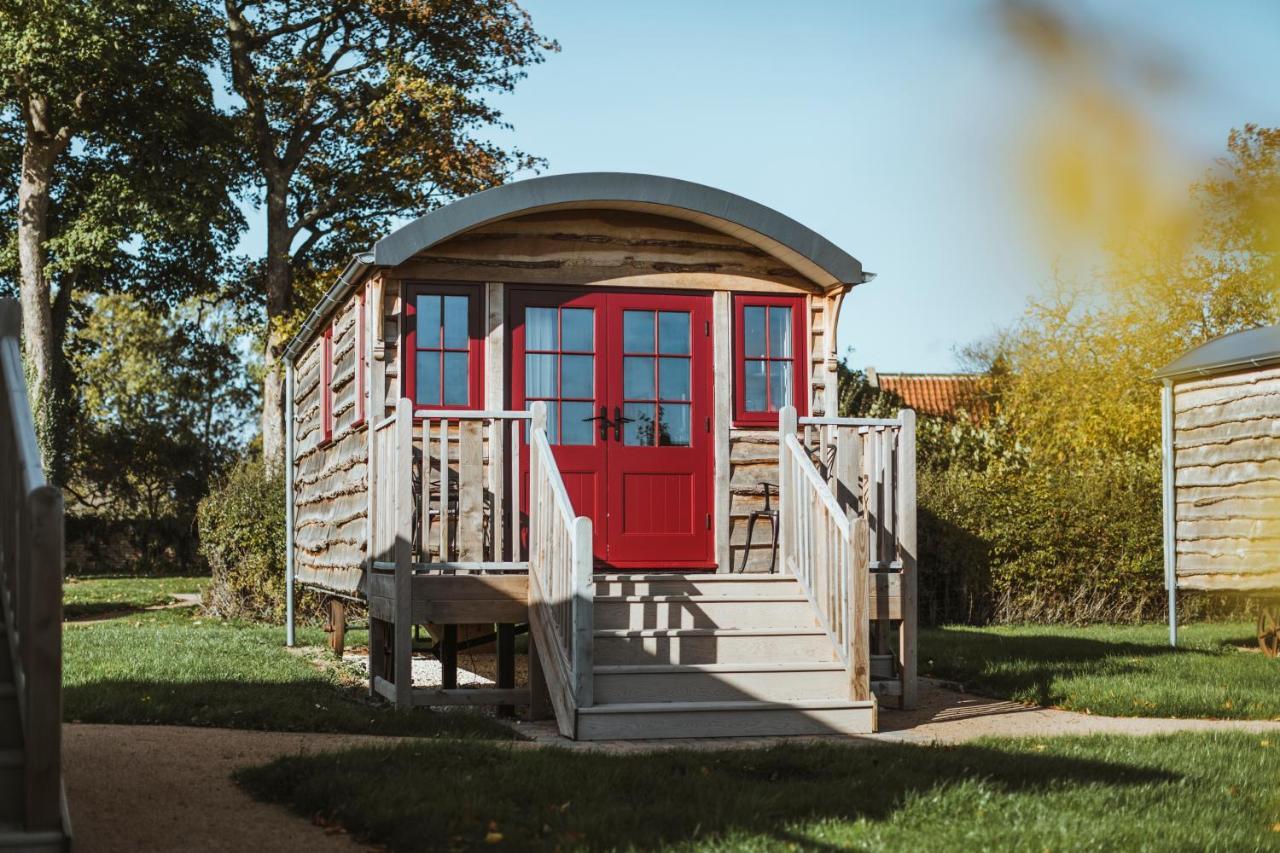 Holiday home Hornington Manor Luxury Shepherd Huts *